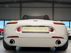 Thumbnail von BMW Z8 White, "One of a kind" Service booklet PERFECT
