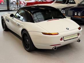 Thumbnail von BMW Z8 White, "One of a kind" Service booklet PERFECT
