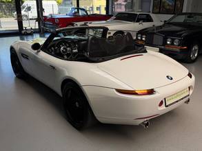 Thumbnail von BMW Z8 White, "One of a kind" Service booklet PERFECT