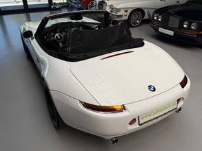 Thumbnail von BMW Z8 White, "One of a kind" Service booklet PERFECT