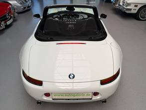 Thumbnail von BMW Z8 White, "One of a kind" Service booklet PERFECT