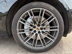 Thumbnail von Porsche Macan Turbo air suspension pano sport chrono, 21 "