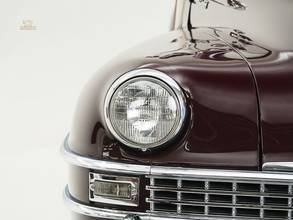 Thumbnail von Chrysler Town and Country 2 door Convertible '47
