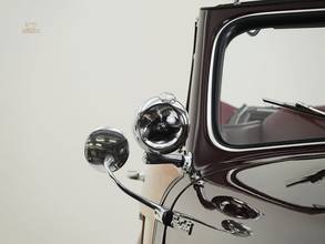 Thumbnail von Chrysler Town and Country 2 door Convertible '47