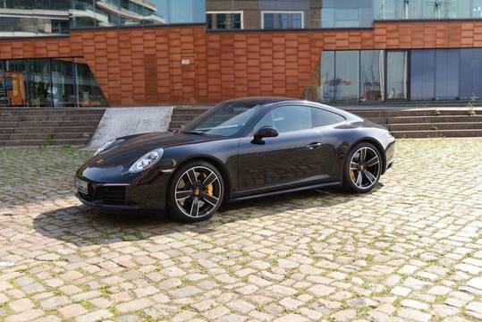 Porsche 991 Carrera 4 Coupe Keramik-Bremsanlage