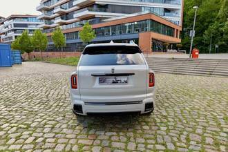 Thumbnail von Rolls-Royce Cullinan Black Badge 4 Seats I Starlight I TV I Massage Seats