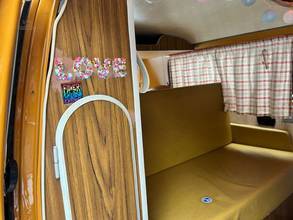 Thumbnail von Volkswagen T2 1.7L Westfalia Camper - a dream!