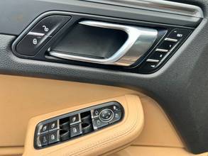 Thumbnail von Porsche Macan **LED taillight reversing camera air suspension**