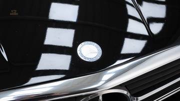 Thumbnail von Mercedes-Benz 560 SL '88