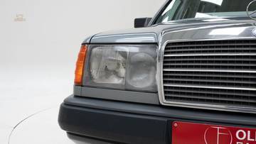 Thumbnail von Mercedes-Benz 230E '88