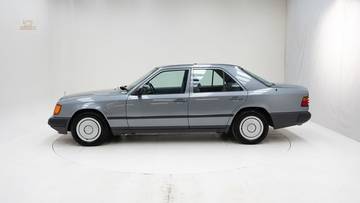 Thumbnail von Mercedes-Benz 230E '88