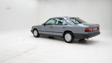 Thumbnail von Mercedes-Benz 230E '88