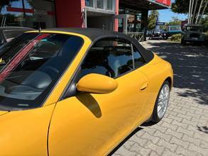 Thumbnail von Porsche 996 C2 Cabrio - 6-speed - original 59,000 km, Speed Yellow!