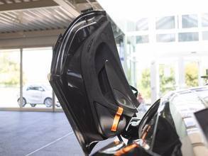 Thumbnail von McLaren 620R RPack, Carbon Exterior, B&W, MSO, all black, 1st hand