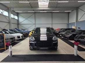 Porsche Cayenne S Diesel /Panorama /Reversing camera/*460€