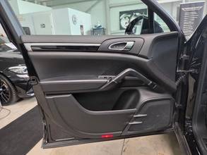 Thumbnail von Porsche Cayenne S Diesel /Panorama /Reversing camera/*460€