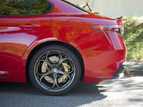 Thumbnail von Alfa Romeo Quadrifoglio Oro //1 of 83//Carbon//Akrapovic!