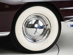 Thumbnail von Chrysler Town and Country 2 door Convertible '47