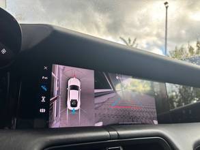 Thumbnail von Porsche Taycan SportChrono SurroundView PDisplay