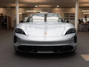 Thumbnail von Porsche Taycan Turbo S, Carbon, Ceramic, Panoramic, Night Vision, 21