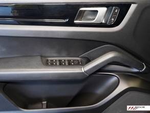 Thumbnail von Porsche Cayenne Platinum, Pano, KD-Neu
