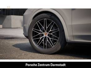 Thumbnail von Porsche Cayenne Black Edition InnoDrive HA-Steering HUD