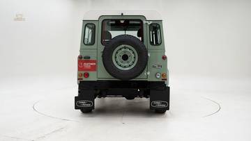 Thumbnail von Land Rover Defender Heritage 90 '2015