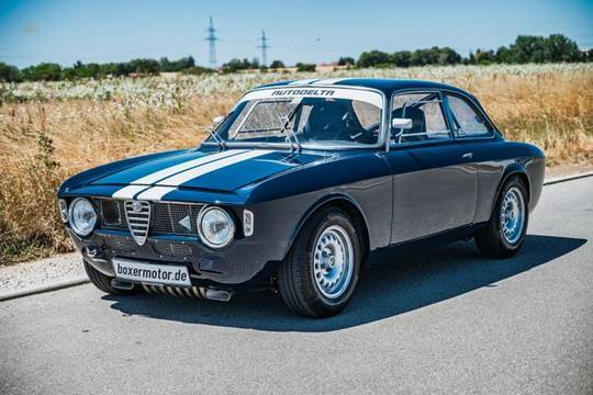 Alfa Romeo GT 1300 Junior Bertone / 105 GTA recreation