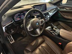 Thumbnail von BMW M550I xDrive*Leather*Navigation*GSD*Head Up*StDHZ*LED