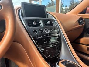 Thumbnail von Aston Martin DB11 5.2 V12 Launch Edition Carbon B&O Topview