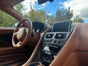 Thumbnail von Aston Martin DB11 5.2 V12 Launch Edition Carbon B&O Topview