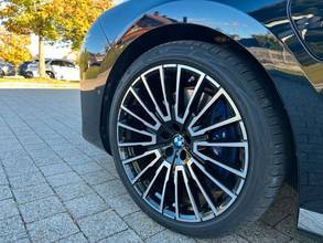 Thumbnail von BMW M760 e xDrive - B&W, Rear TV, Executive Lounge