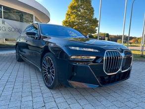 Thumbnail von BMW M760 e xDrive - B&W, Rear TV, Executive Lounge