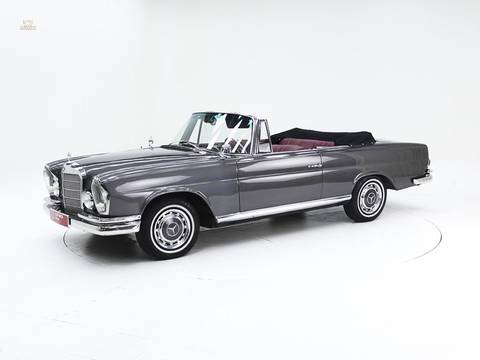Mercedes-Benz 220 SE '63