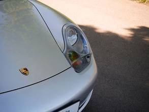 Thumbnail von Porsche 996 Carrera2 Tiptronic, original 47,000 km, complete first paint!