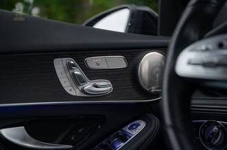 Thumbnail von Mercedes-Benz GLC 300e 4MATIC AMG |Burmstr|HUD|360|Pano|El.AHK