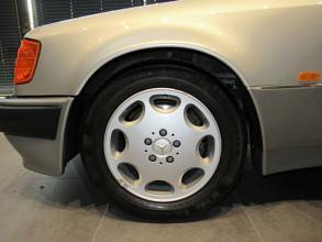 Thumbnail von 500 E (W124) *Collector's vehicle* Manufactured by Porsche*