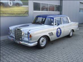Thumbnail von Mercedes-Benz 300 SE -- 10x Goodwood Revival
