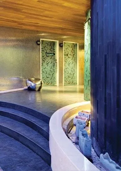 Chaum — Life Center "The Power to Age Beautifully"
