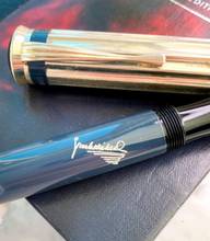 Thumbnail von Montblanc Writers Edition: Charles Dickens - Fountain Pen - Fountain Pen - Limited Year 2001