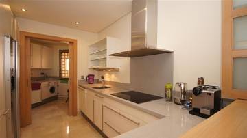 Thumbnail von Luxus-Wohnung in Sierra Blanca R2727791