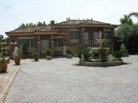 Luxus-Villa in Nagüeles R83058 