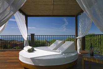 Thumbnail von Luxus-Villa in Sierra Blanca R2070654
