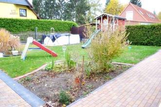 Thumbnail von Familiendomizil mit Nebengelass und tollem Garten