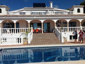 Luxus-Villa in Mijas R2745848 