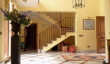 Thumbnail von Luxus-Villa in Elviria R2122256