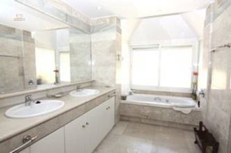 Thumbnail von Luxus-Villa in Rio Real R2680922