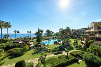 Thumbnail von ***EXKLUSIVE WOHNUNG DIREKT AM MEER AN DER NEUEN GOLDENEN MEILE VON ESTEPONA***