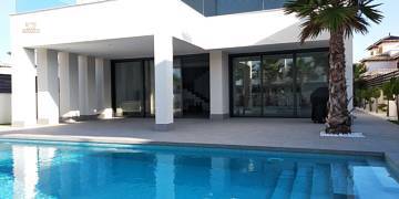 Thumbnail von ***Wunderschöne 5-Zimmer-Villen mit Privatpool nur 500 m vom kilometerlangen Sandstrand***