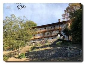 Teilrenoviertes Landhaus zum fertigstellen